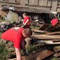 Nevládní organizace vyčistí přes 300 studen a přispějí nejohroženějším. Na pomoc zaplaveným vybrali Nevládní organizace vyčistí přes 300 studen a přispějí nejohroženějším. Na pomoc zaplaveným vybrali