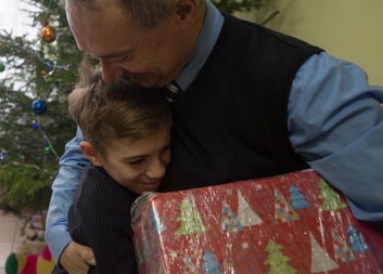 Napříč Ukrajinou s Vánočními balíčky. Den po dni