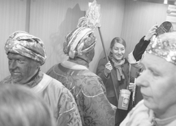 Koledníci ACHO stoupají výtahem k hejtmanovi Olomouckého kraje