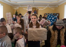 Vánoční balíčky - Caritas Kolomyja