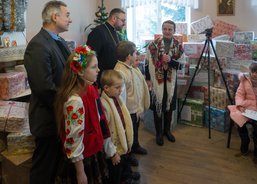 Vánoční balíčky v Caritas Ternopil