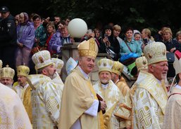 Cesta na Ukrajinu s arcibiskupem Janem Graubnerem