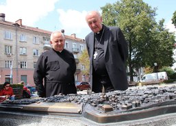 Cesta na Ukrajinu s arcibiskupem Janem Graubnerem