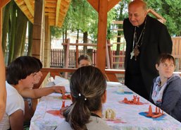 Cesta na Ukrajinu s arcibiskupem Janem Graubnerem