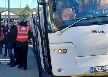 Arcidiecézní charita Olomouc pomohla evakuovat dětský domov z Ukrajiny