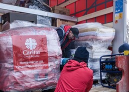 Druhý prosincový kamion z Olomouce na Ukrajinu.