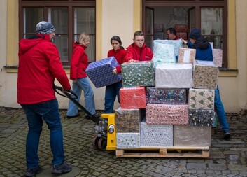 Rekordní Vánoční balíček: 461 dětí se dočká radosti, projekt však potřebuje další podporu