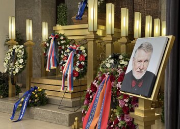 Vzpomínáme na Jaromíra Štětinu