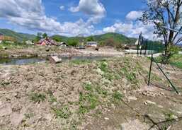 Na podzim bylo i toto koryto řeky zdrojem nebezpečí. 