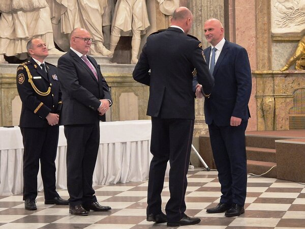 20251106_180942 orez